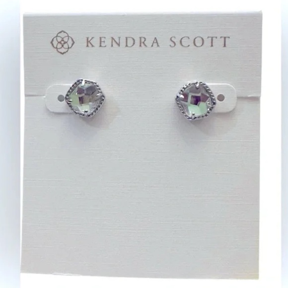 NWT Kendra Scott Silver Stud earrings - Picture 1 of 1